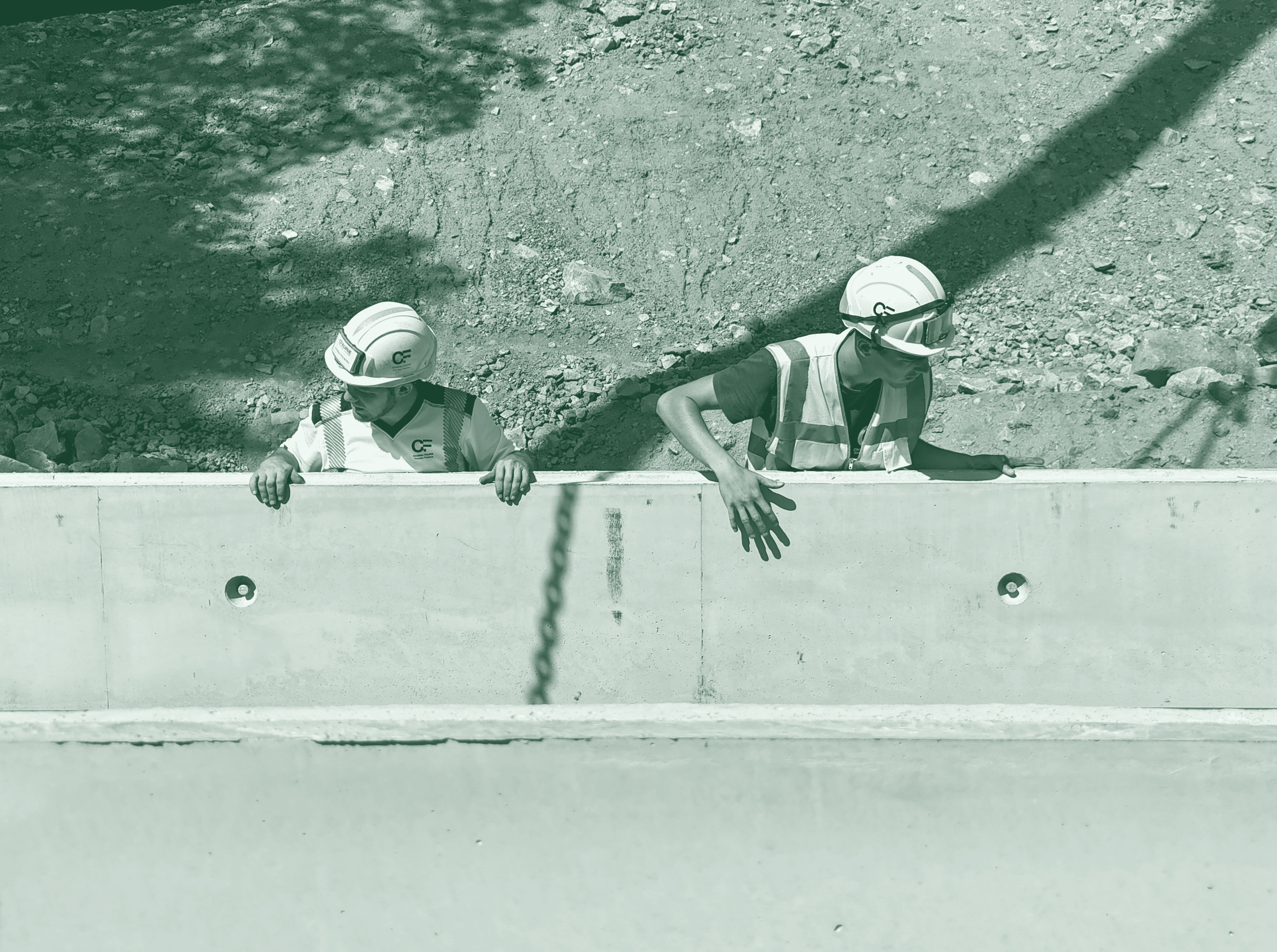 Deux compagnons C.FAURIE sur un chantier